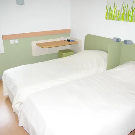 Ibis Budget Lyon Caluire Cite Internationale Hotel 2*