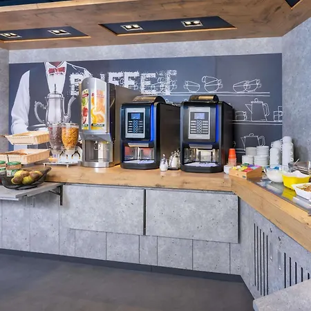 Ibis Budget Lyon Caluire Cite Internationale